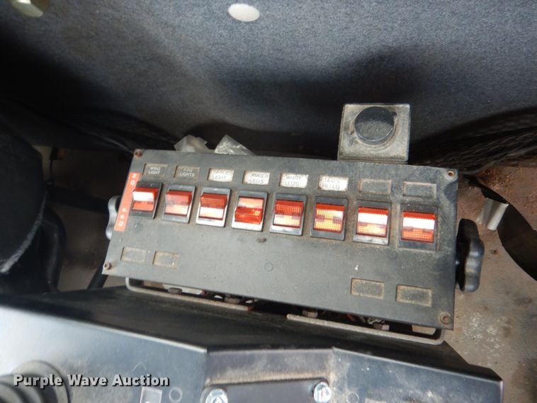 image for item DC8757 2004 Sterling L9500  dump truck