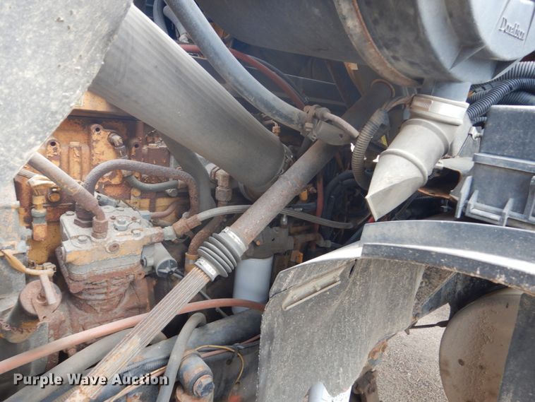 image for item DC8757 2004 Sterling L9500  dump truck