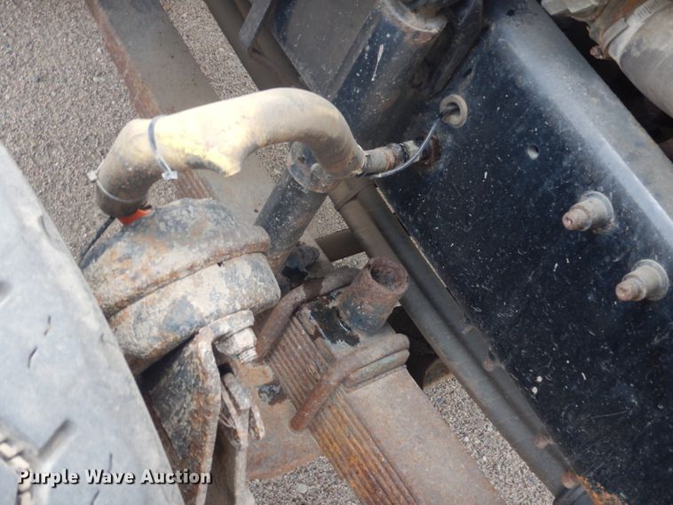 image for item DC8757 2004 Sterling L9500  dump truck