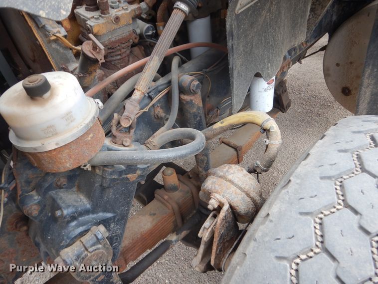 image for item DC8757 2004 Sterling L9500  dump truck