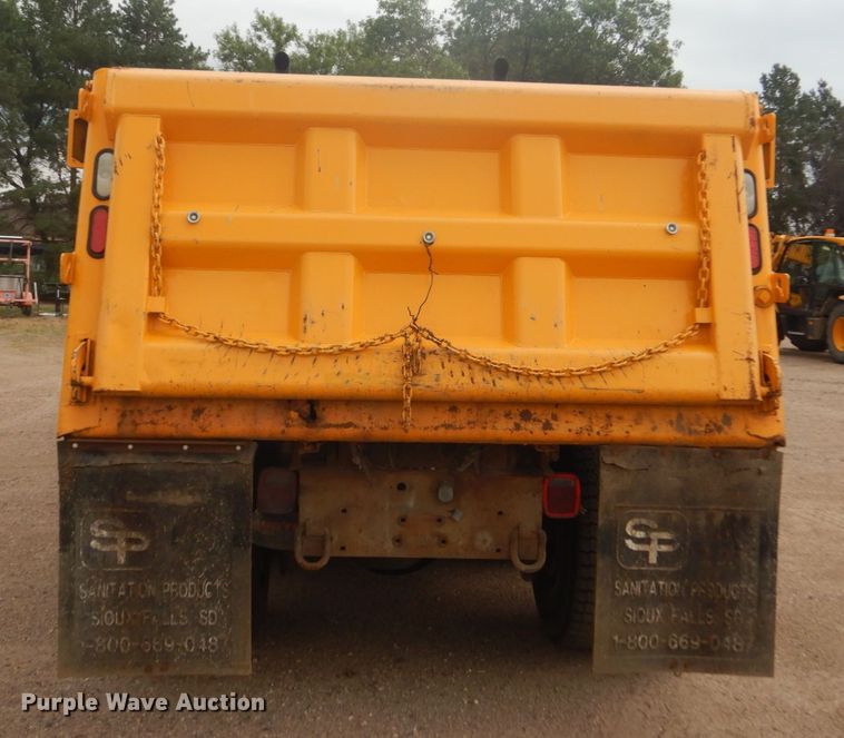 image for item DC8758 2004 Sterling L9500  dump truck