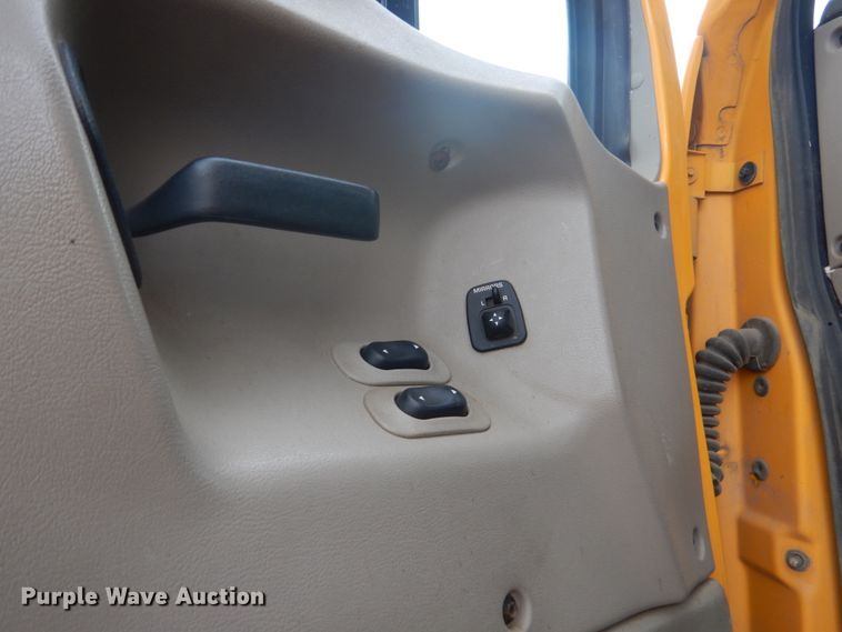 image for item DC8758 2004 Sterling L9500  dump truck