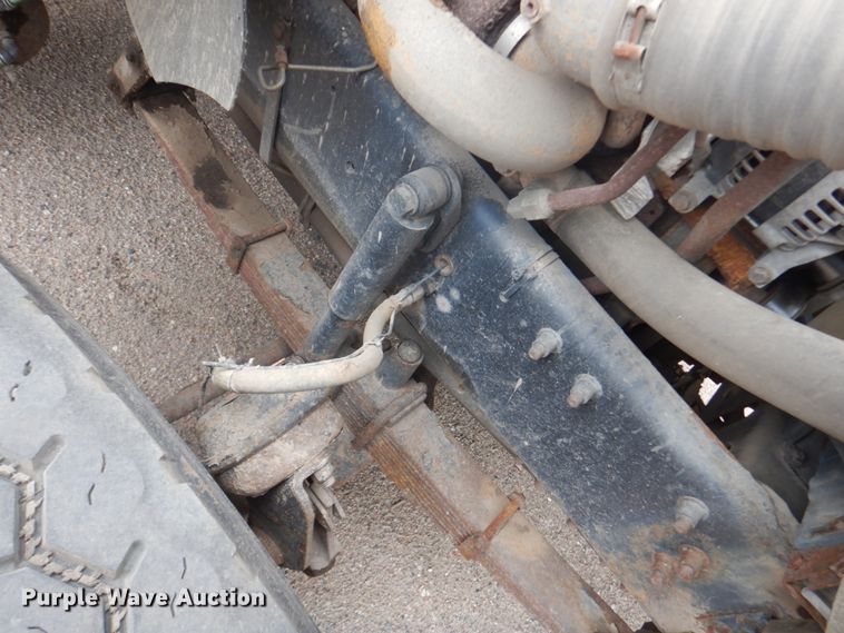 image for item DC8758 2004 Sterling L9500  dump truck