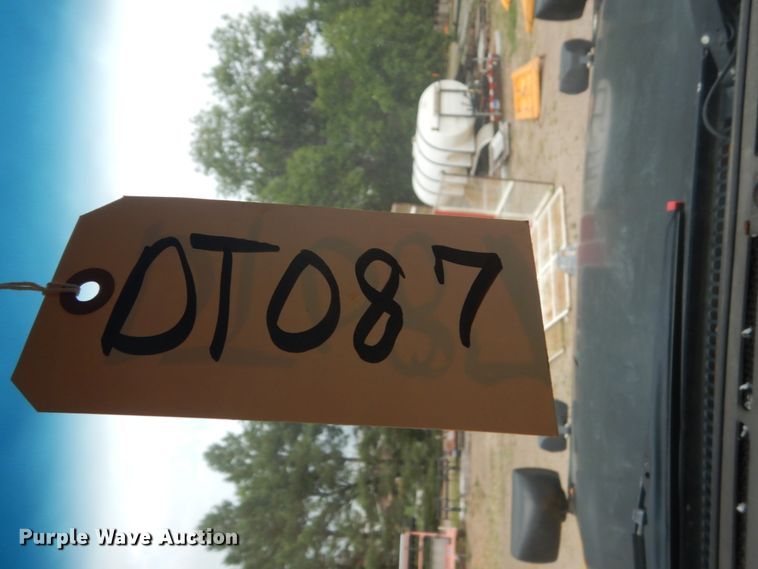 image for item DC8758 2004 Sterling L9500  dump truck