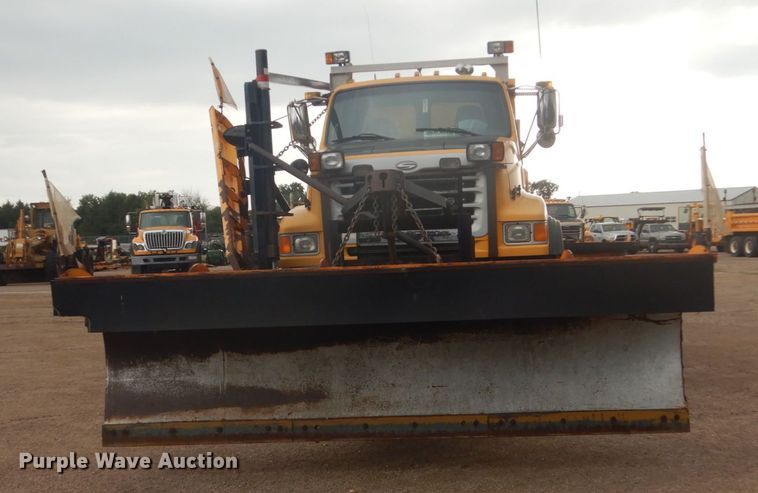 image for item DC8759 2006 Sterling L9500  dump truck