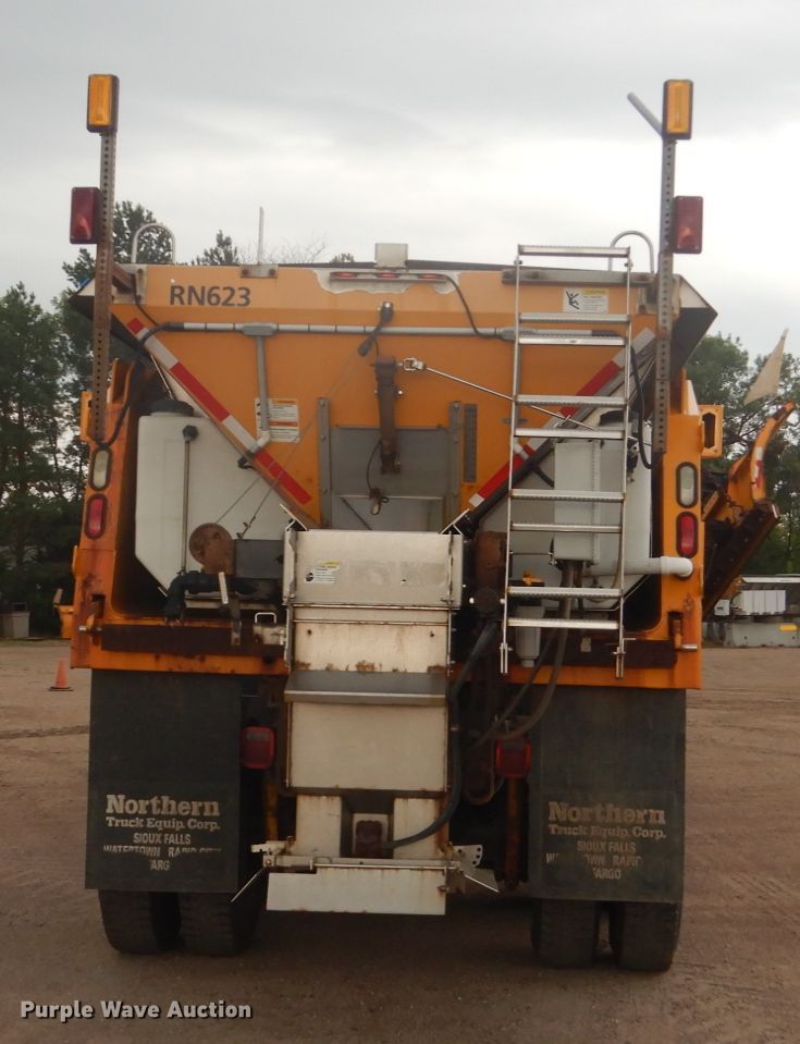 image for item DC8759 2006 Sterling L9500  dump truck