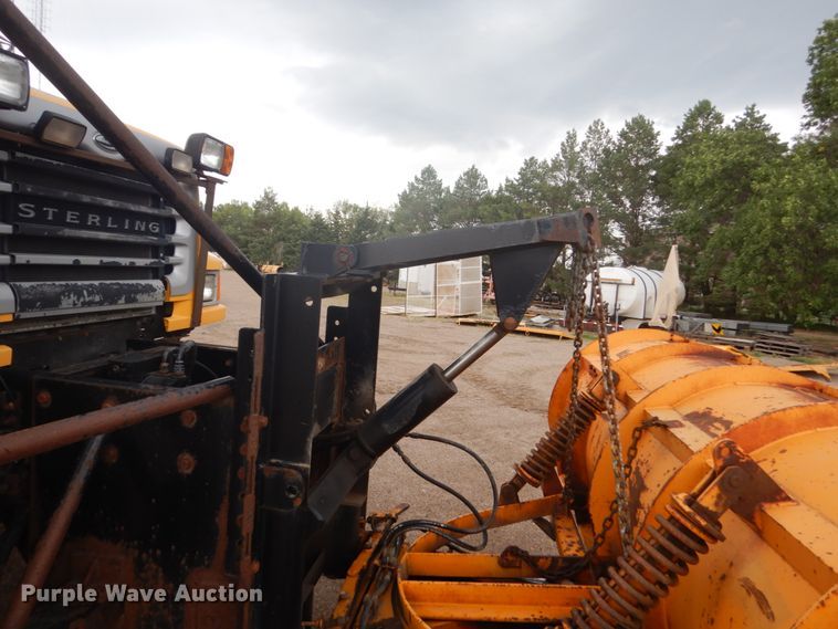 image for item DC8759 2006 Sterling L9500  dump truck