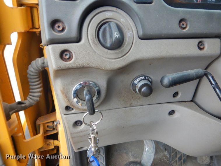 image for item DC8759 2006 Sterling L9500  dump truck