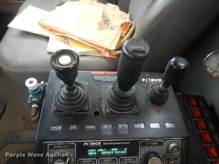 image for item DC8759 2006 Sterling L9500  dump truck