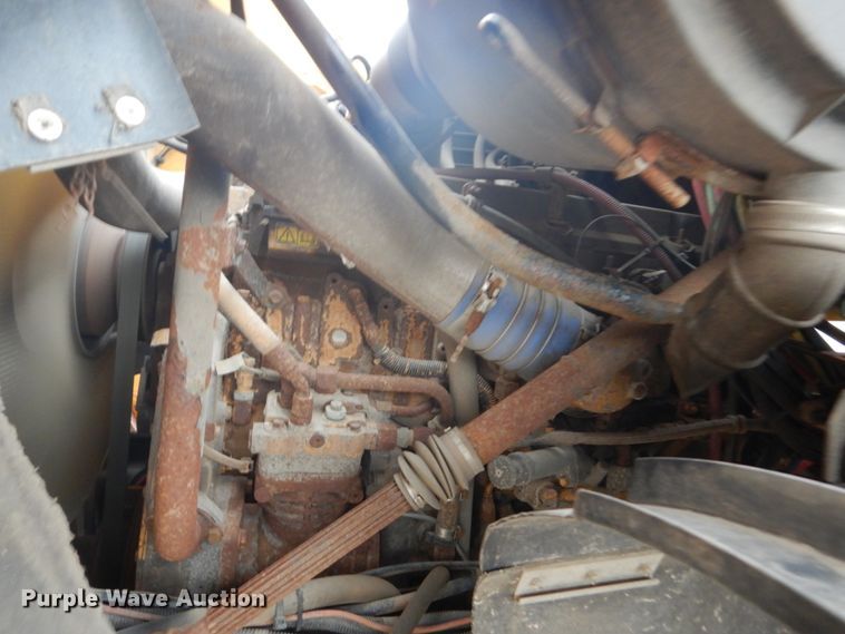 image for item DC8759 2006 Sterling L9500  dump truck