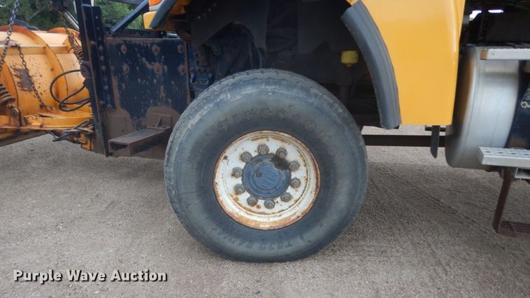 image for item DC8759 2006 Sterling L9500  dump truck