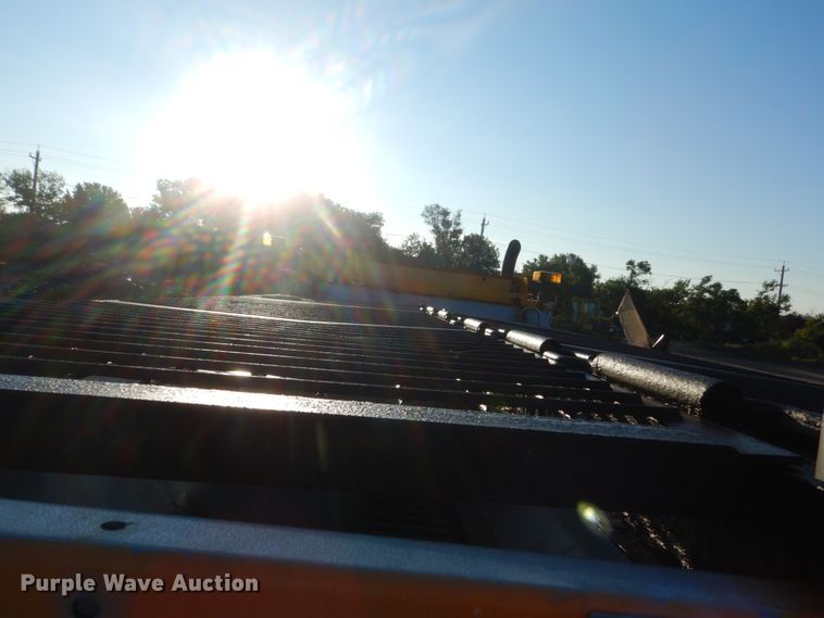 image for item DC8761 2004 Sterling L9500  dump truck