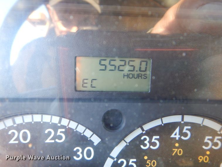 image for item DC8761 2004 Sterling L9500  dump truck