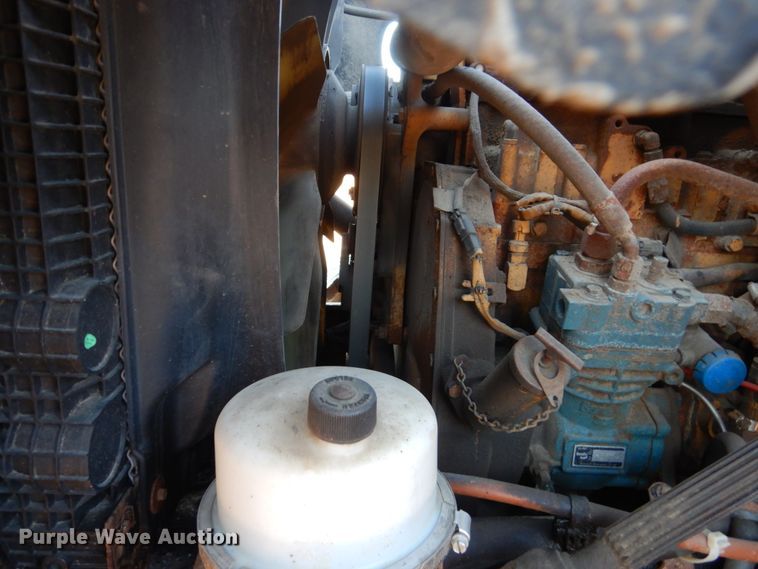 image for item DC8761 2004 Sterling L9500  dump truck