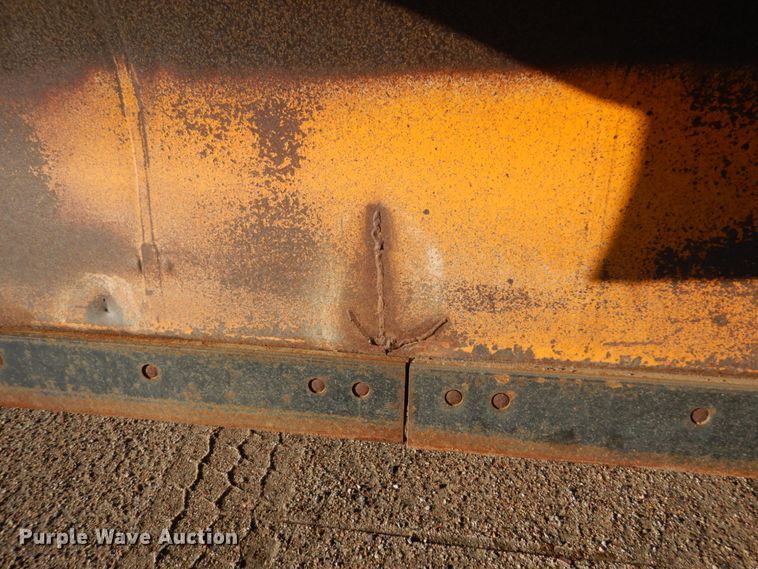 image for item DC8762 2005 Sterling L9500  dump truck