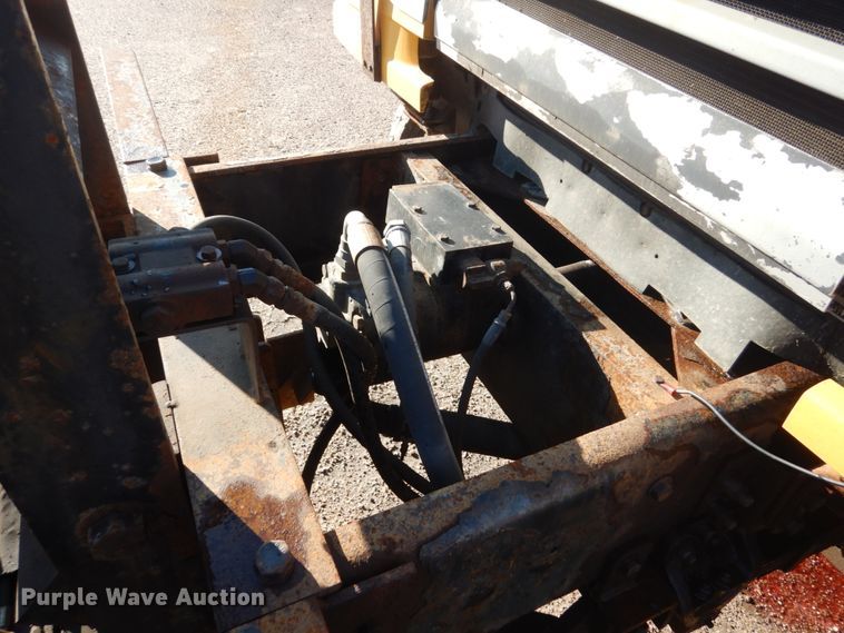 image for item DC8762 2005 Sterling L9500  dump truck