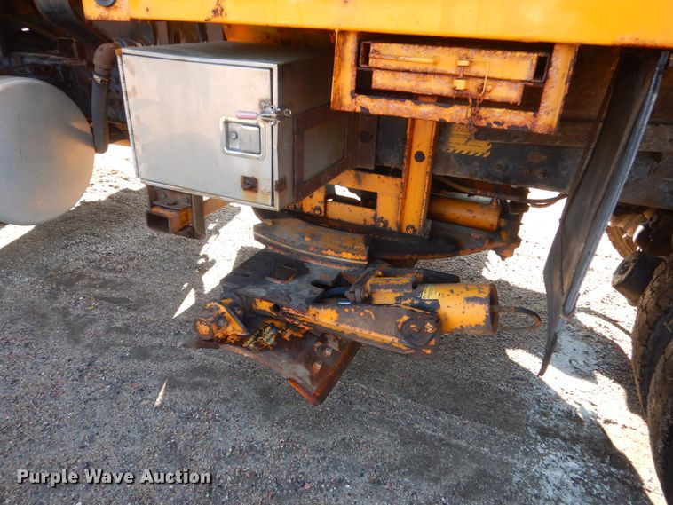 image for item DC8762 2005 Sterling L9500  dump truck