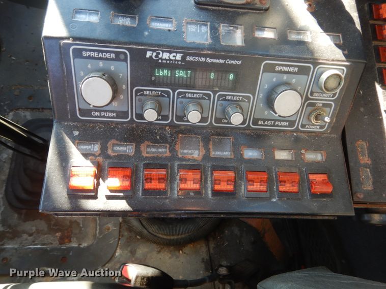 image for item DC8762 2005 Sterling L9500  dump truck