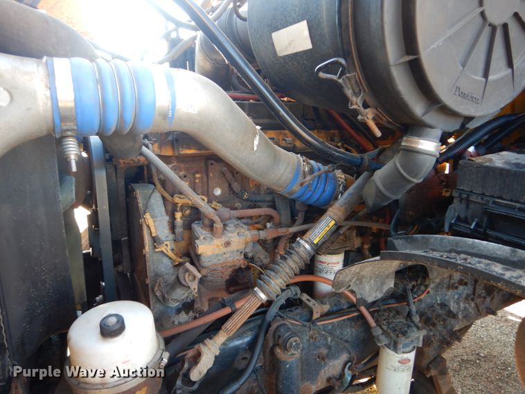 image for item DC8762 2005 Sterling L9500  dump truck