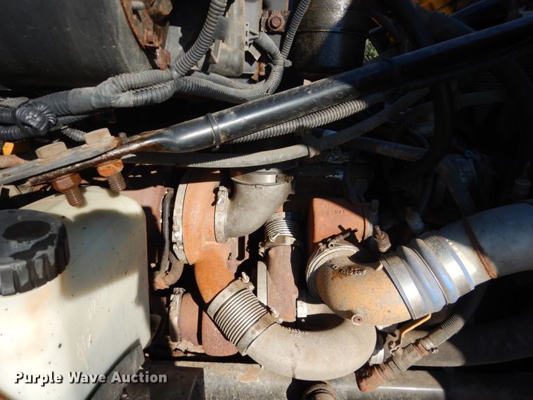 image for item DC8762 2005 Sterling L9500  dump truck