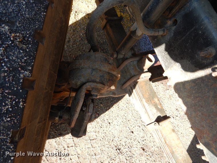 image for item DC8762 2005 Sterling L9500  dump truck