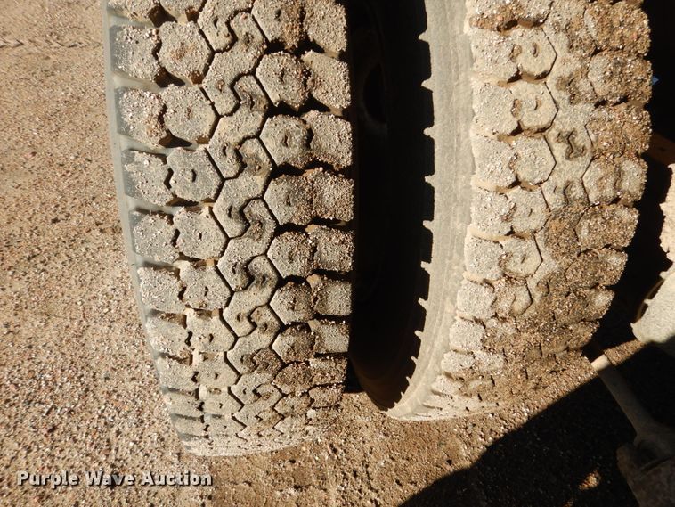 image for item DC8762 2005 Sterling L9500  dump truck