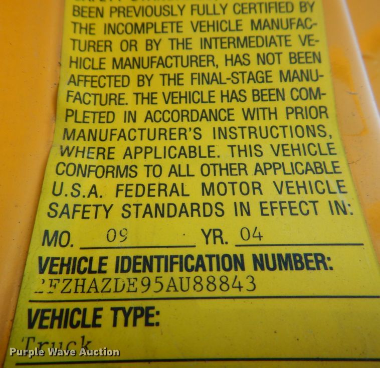 image for item DC8762 2005 Sterling L9500  dump truck