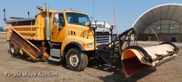 image for item DL6250 2005 Sterling LT9500  dump truck