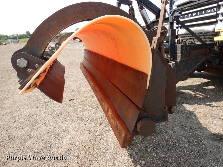 image for item DL6250 2005 Sterling LT9500  dump truck