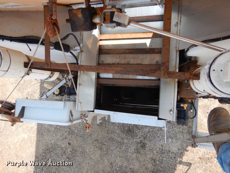 image for item DL6250 2005 Sterling LT9500  dump truck