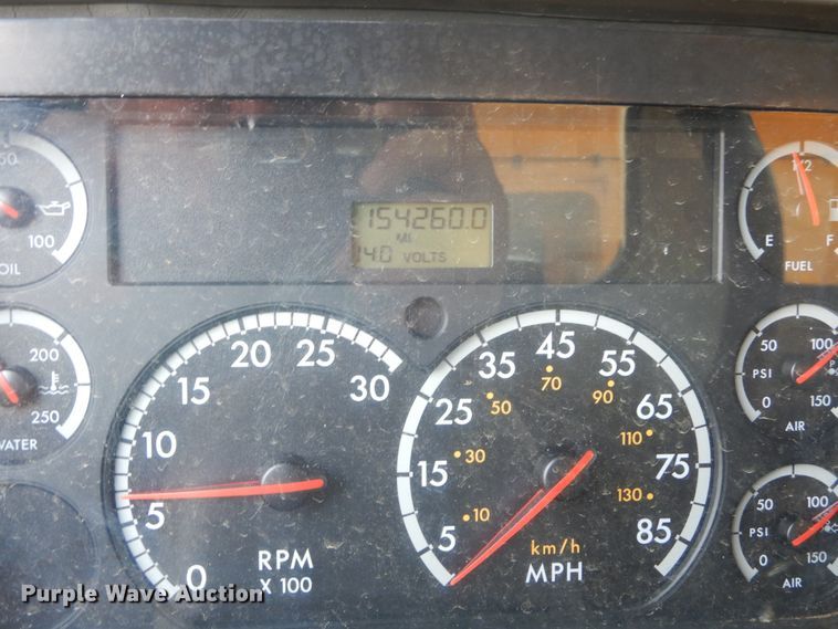 image for item DL6250 2005 Sterling LT9500  dump truck