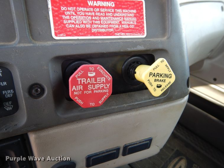 image for item DL6250 2005 Sterling LT9500  dump truck