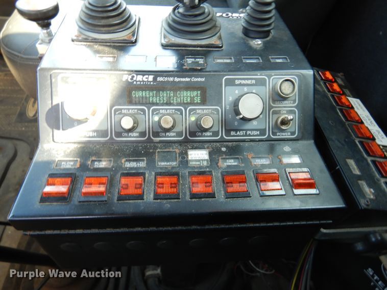 image for item DL6250 2005 Sterling LT9500  dump truck