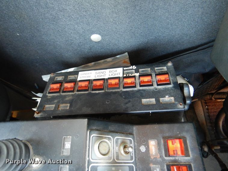 image for item DL6250 2005 Sterling LT9500  dump truck