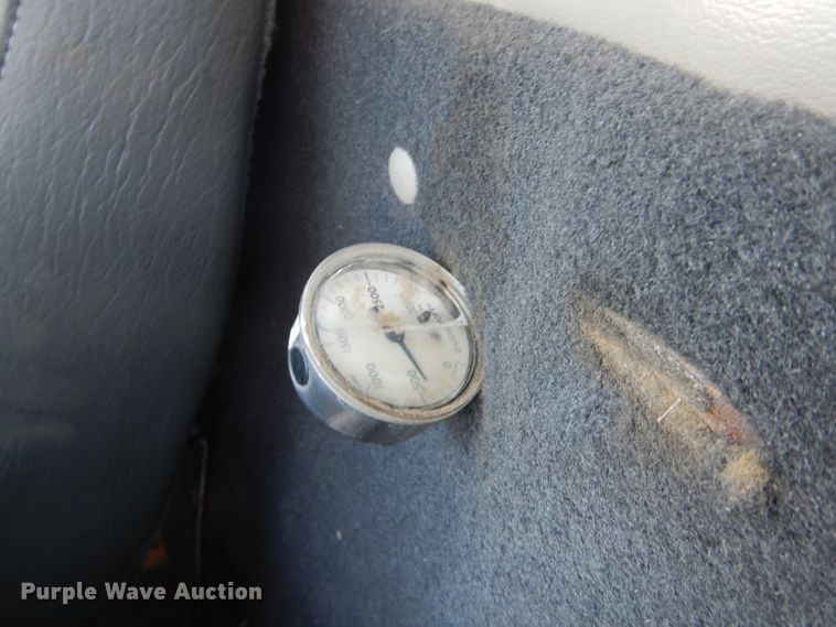 image for item DL6250 2005 Sterling LT9500  dump truck