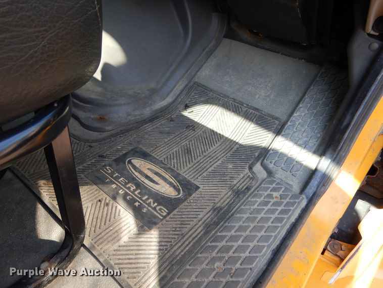 image for item DL6250 2005 Sterling LT9500  dump truck