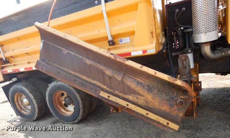 image for item DL6250 2005 Sterling LT9500  dump truck