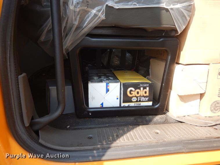 image for item DL6269 2012 International 7400  oil distributor truck