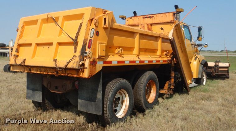 image for item DL6270 2005 Sterling LT9500  dump truck