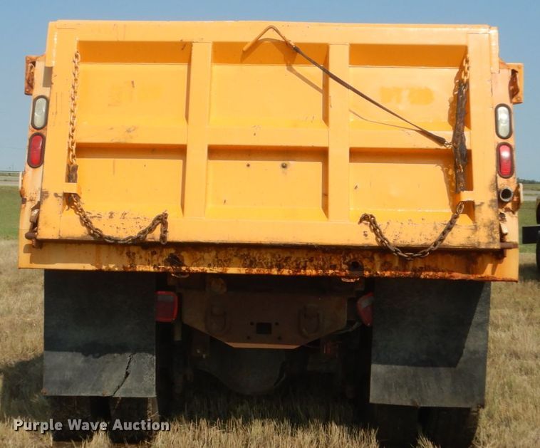 image for item DL6270 2005 Sterling LT9500  dump truck