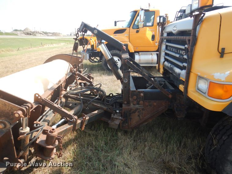 image for item DL6270 2005 Sterling LT9500  dump truck