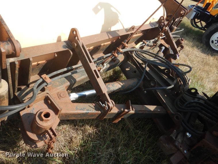 image for item DL6270 2005 Sterling LT9500  dump truck