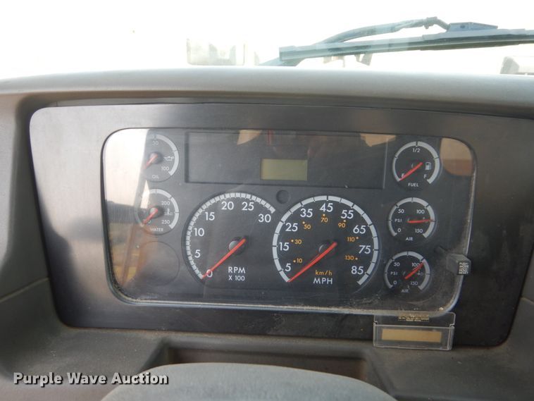 image for item DL6270 2005 Sterling LT9500  dump truck