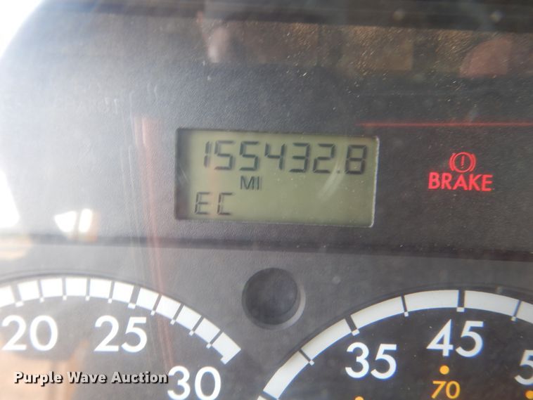 image for item DL6270 2005 Sterling LT9500  dump truck