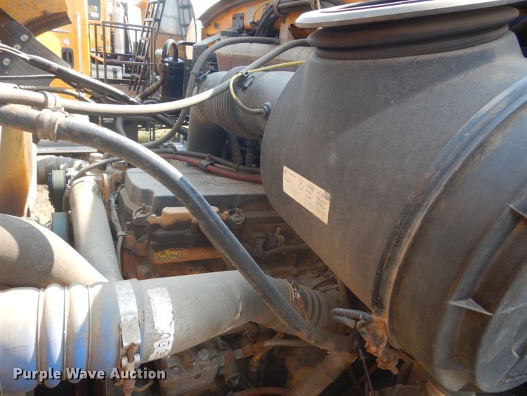 image for item DL6270 2005 Sterling LT9500  dump truck