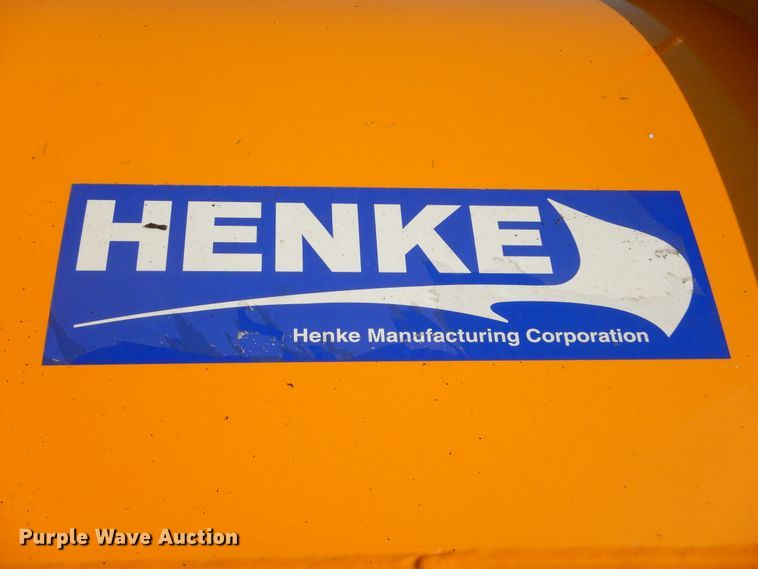 image for item DL6272 2005 Sterling LT9500  dump truck