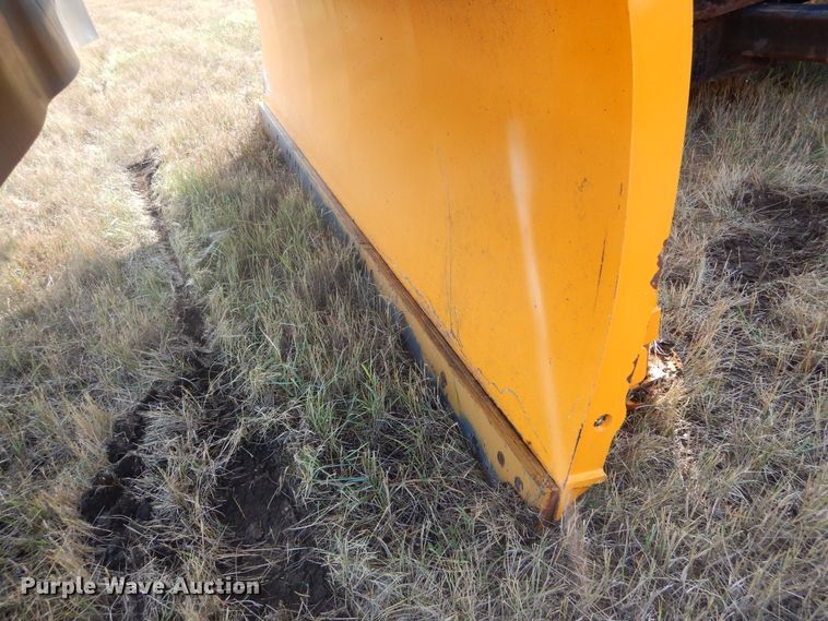 image for item DL6272 2005 Sterling LT9500  dump truck