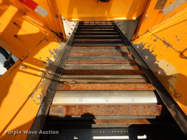 image for item DL6272 2005 Sterling LT9500  dump truck