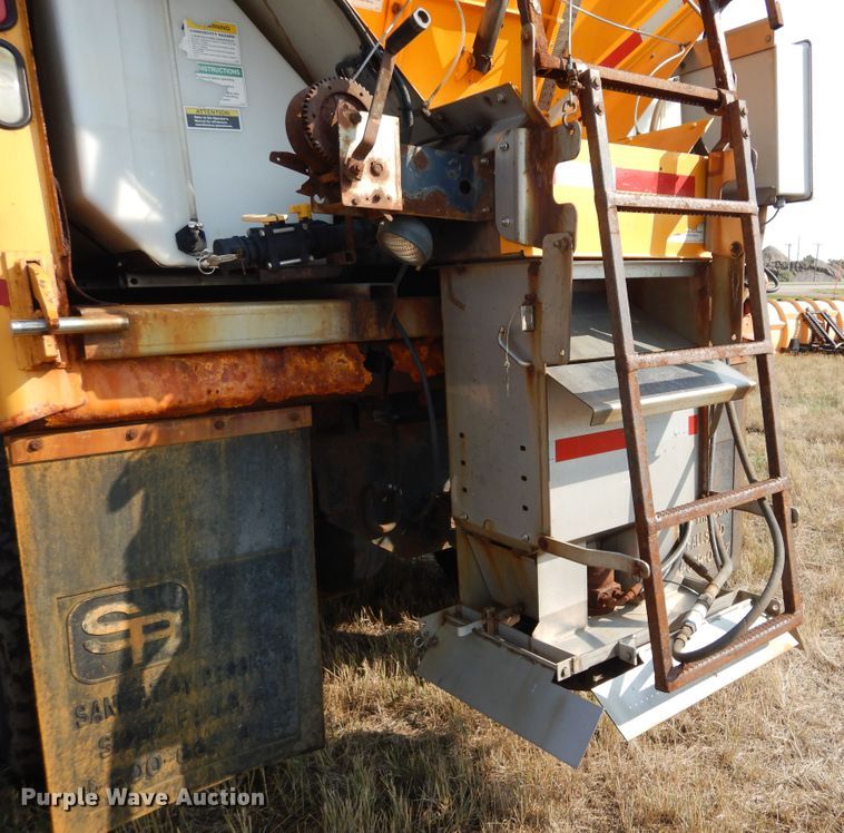 image for item DL6272 2005 Sterling LT9500  dump truck