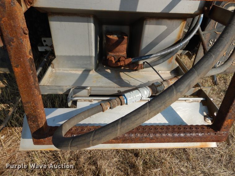 image for item DL6272 2005 Sterling LT9500  dump truck